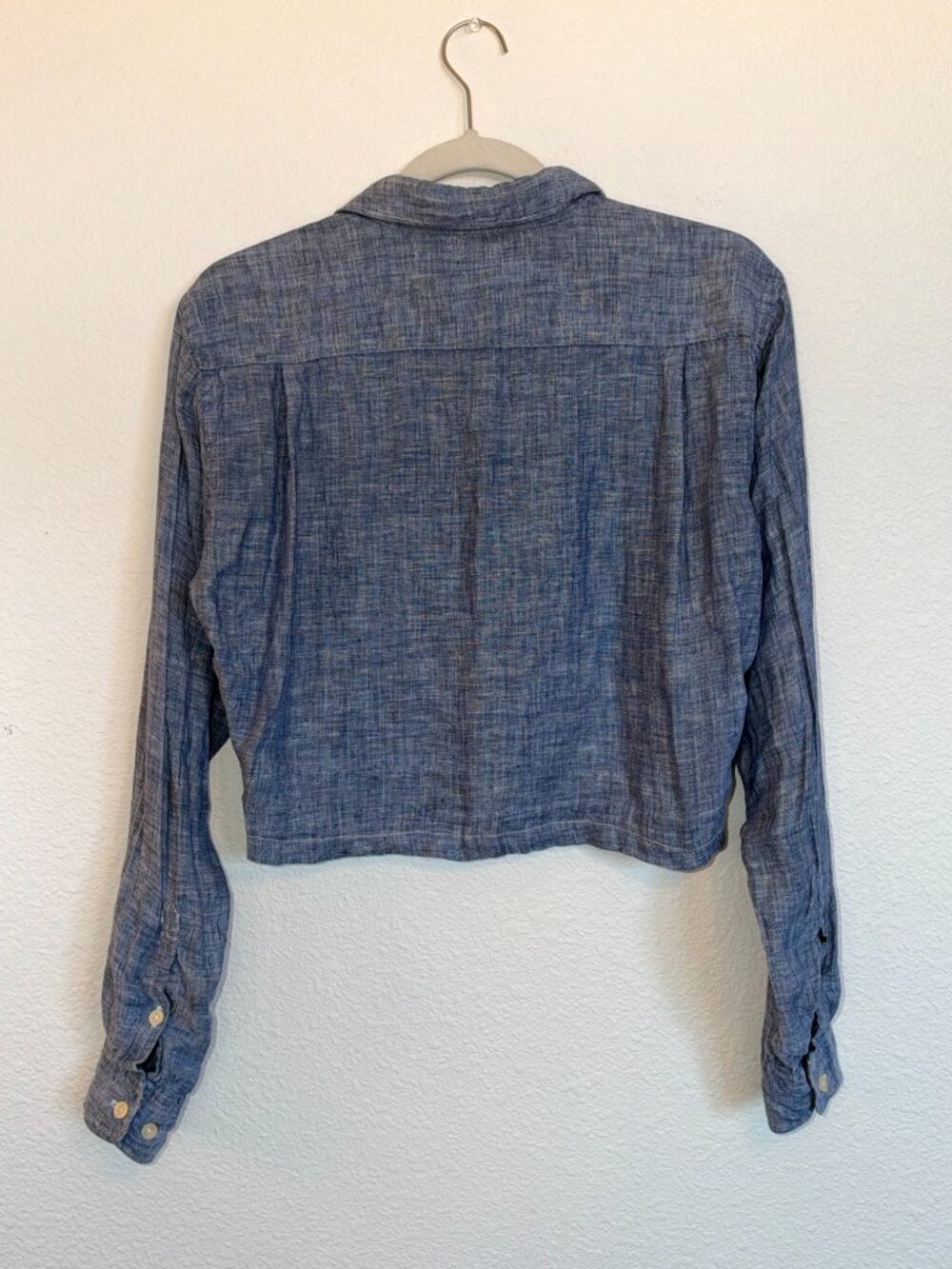 Cropped Button-Up Shirt - Picture 3 of 3